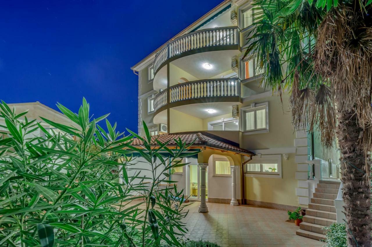 Apartments Lulic Crikvenica Luaran gambar