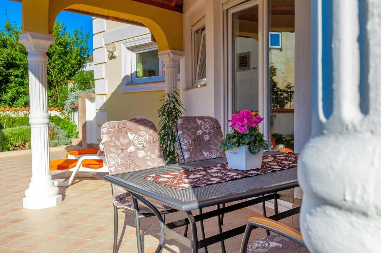 Apartments Lulic Crikvenica Luaran gambar