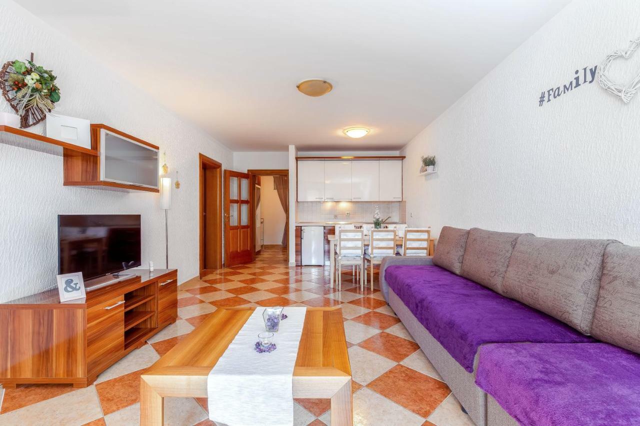 Apartments Lulic Crikvenica Luaran gambar