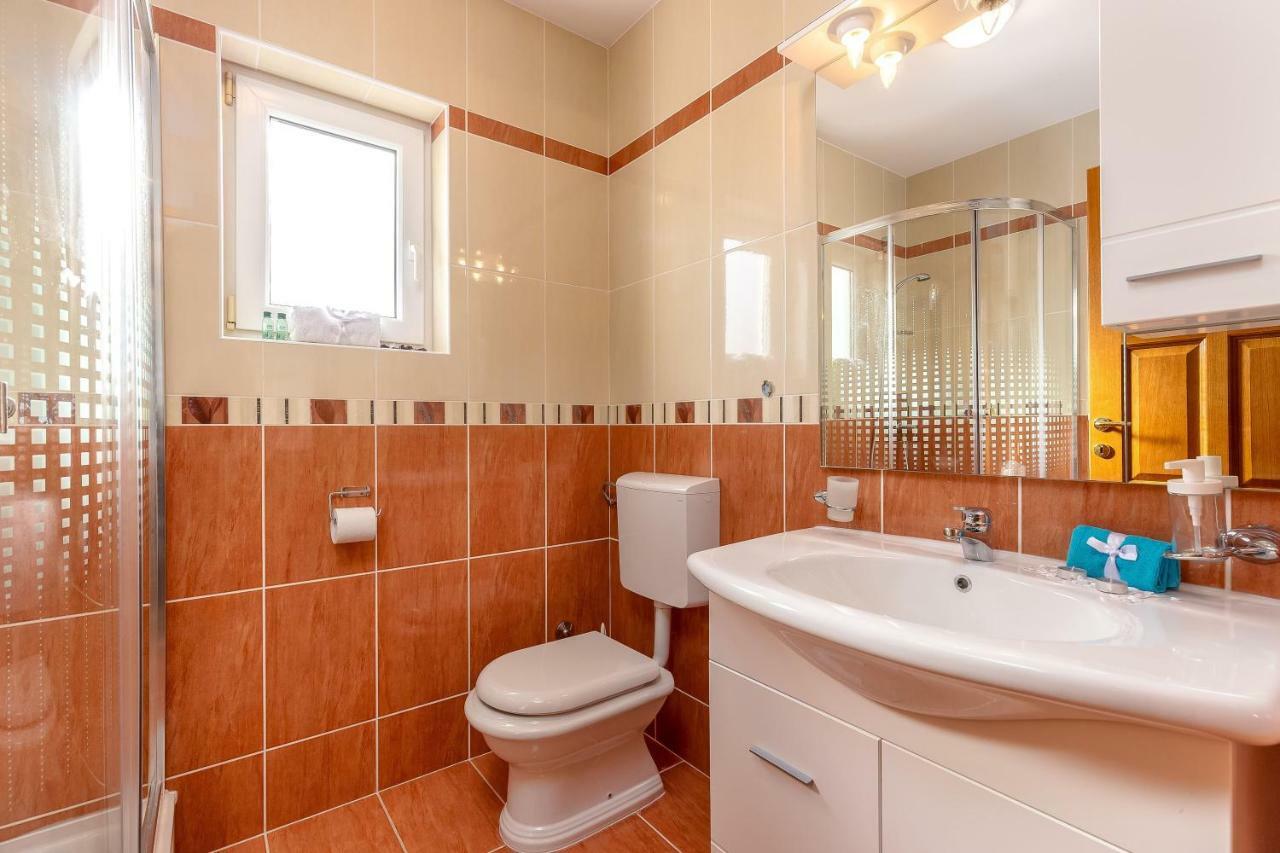 Apartments Lulic Crikvenica Luaran gambar