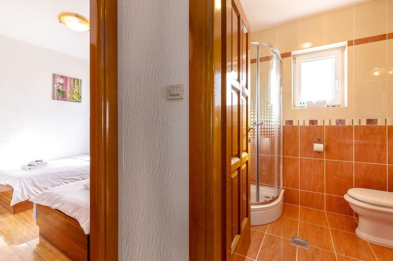 Apartments Lulic Crikvenica Luaran gambar