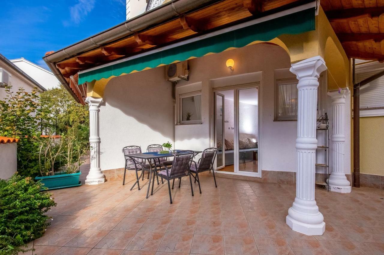 Apartments Lulic Crikvenica Luaran gambar