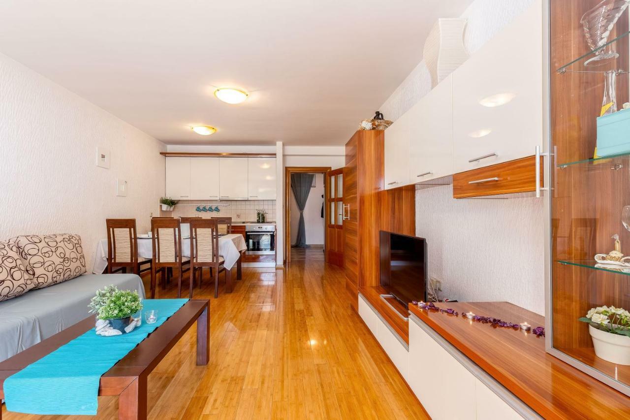 Apartments Lulic Crikvenica Luaran gambar