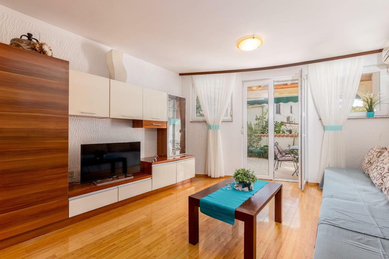 Apartments Lulic Crikvenica Luaran gambar