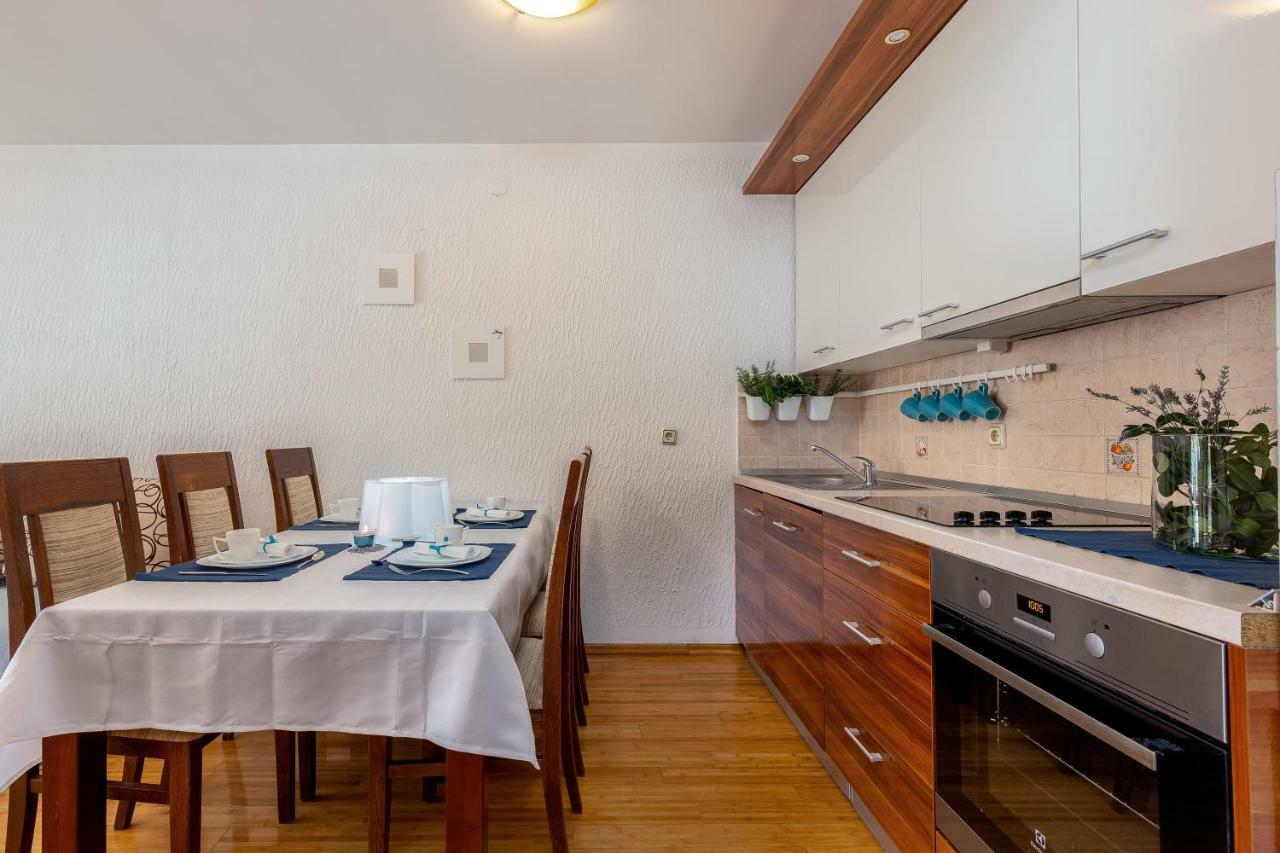 Apartments Lulic Crikvenica Luaran gambar